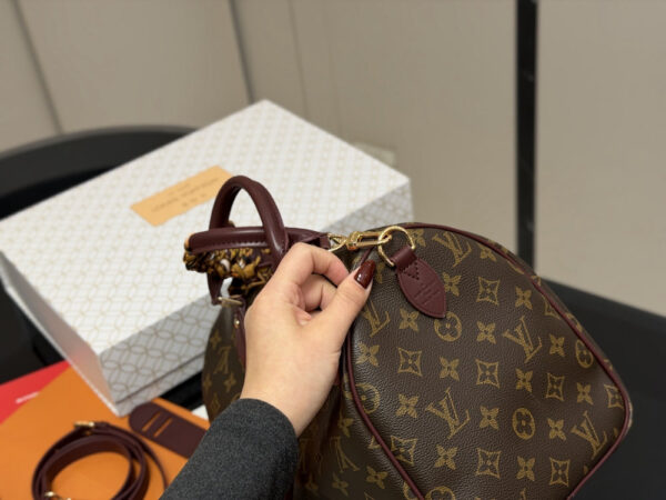 Modern Style Trendy Bag L5360