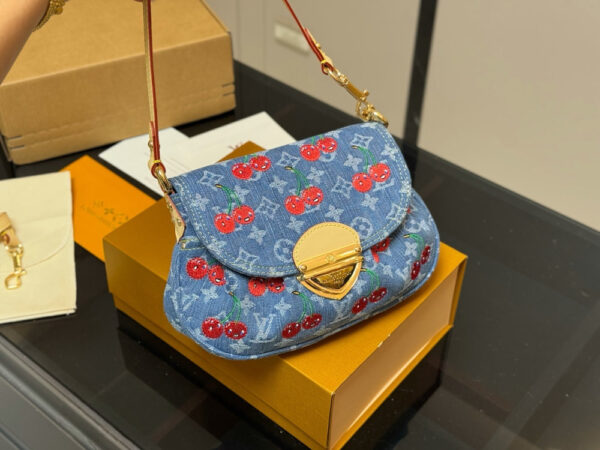 Modern Style Trendy Bag L5358