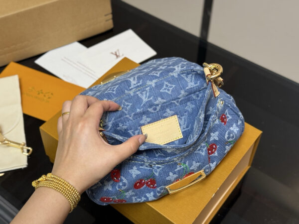 Modern Style Trendy Bag L5358