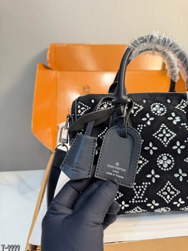 Modern Style Trendy Bag L5356