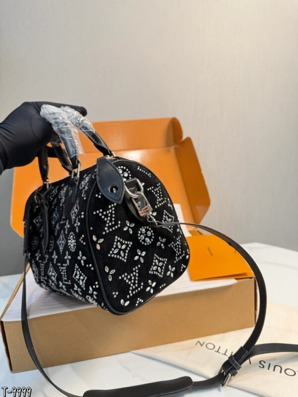 Modern Style Trendy Bag L5356
