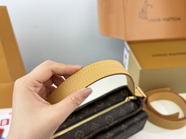 Modern Style Trendy Bag L5355