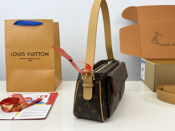 Modern Style Trendy Bag L5355
