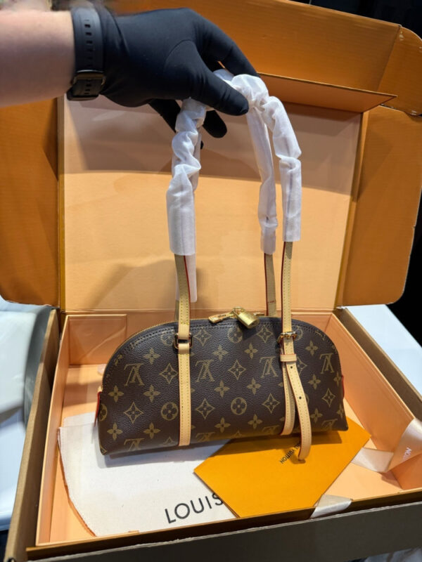 Modern Style Trendy Bag L5278