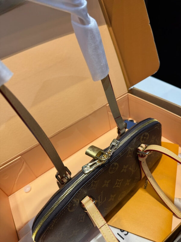 Modern Style Trendy Bag L5278