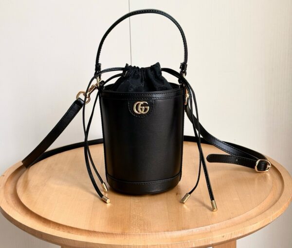 Iconic GG Handbag 760201