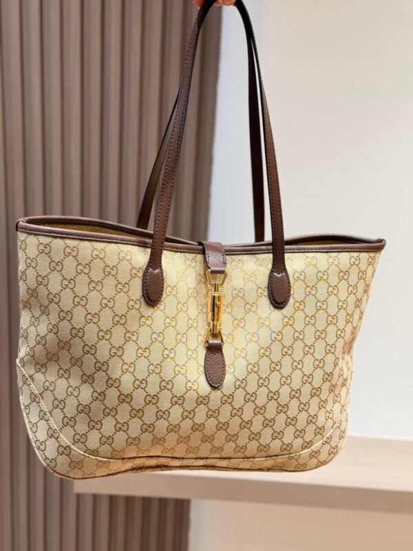 Modern Style Trendy GG Handbag GG26332