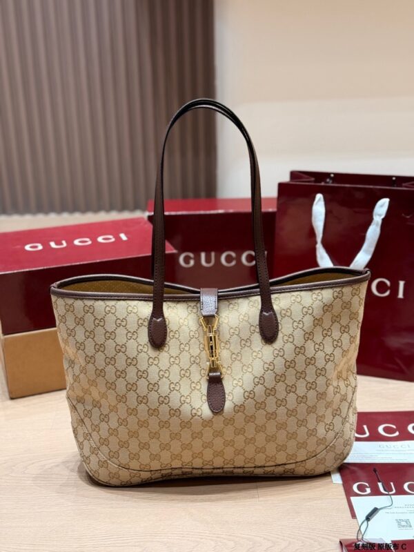 Modern Style Trendy GG Handbag GG26332