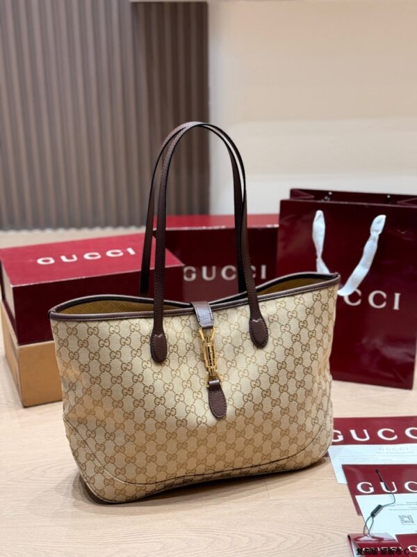 Modern Style Trendy GG Handbag GG26332