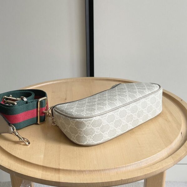 Iconic GG Handbag 735132-1