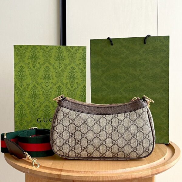 Iconic GG Handbag 735132-1