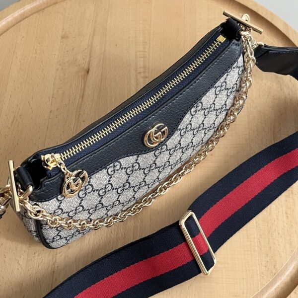 Iconic GG Handbag 735132-1