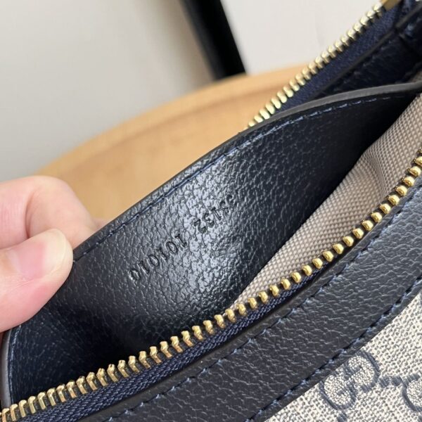Iconic GG Handbag 735132
