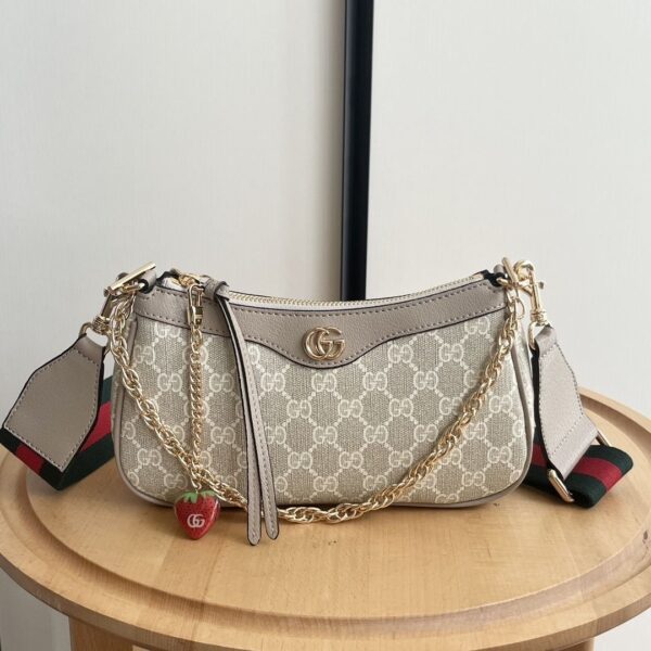 Iconic GG Handbag 735132