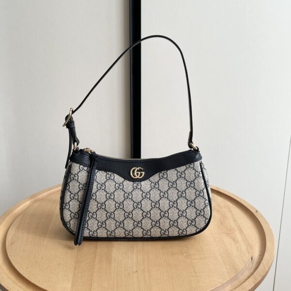 Iconic GG Handbag 735145