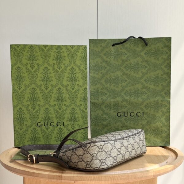 Iconic GG Handbag 735145