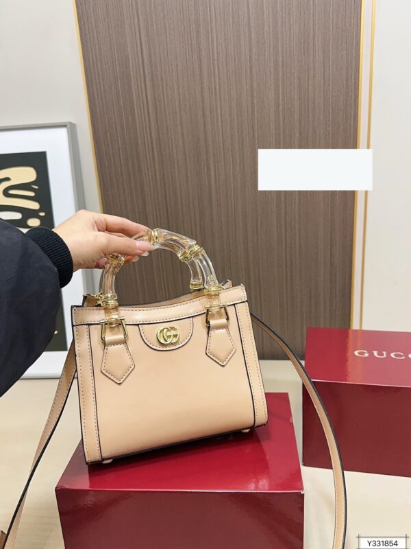Modern Style Trendy GG Handbag GG26131