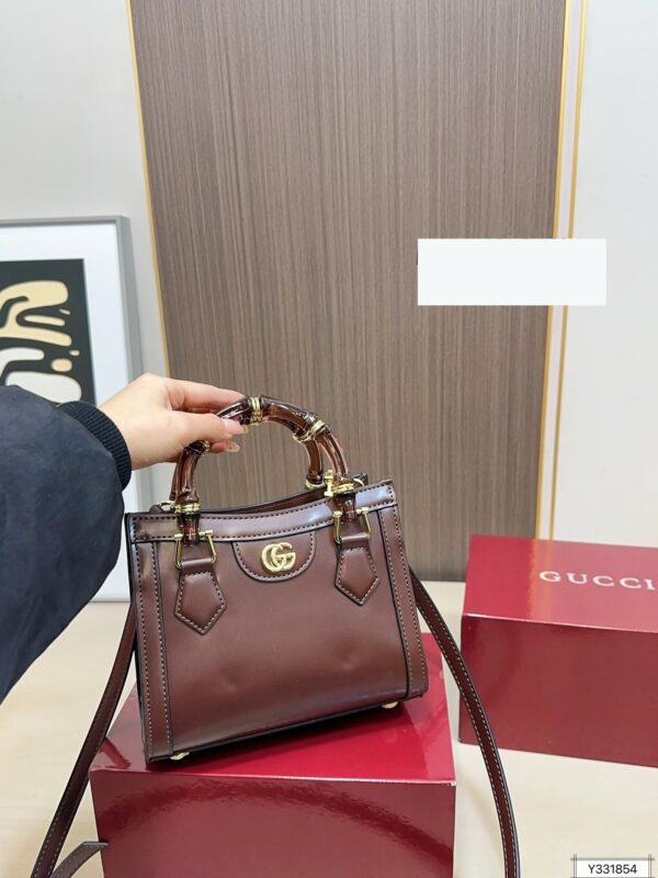 Modern Style Trendy GG Handbag GG26131