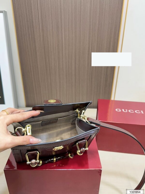Modern Style Trendy GG Handbag GG26131