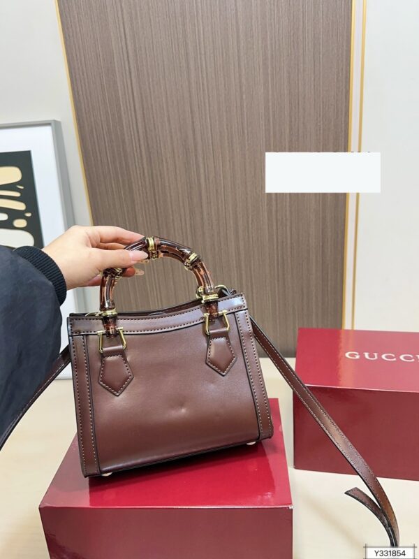 Modern Style Trendy GG Handbag GG26131