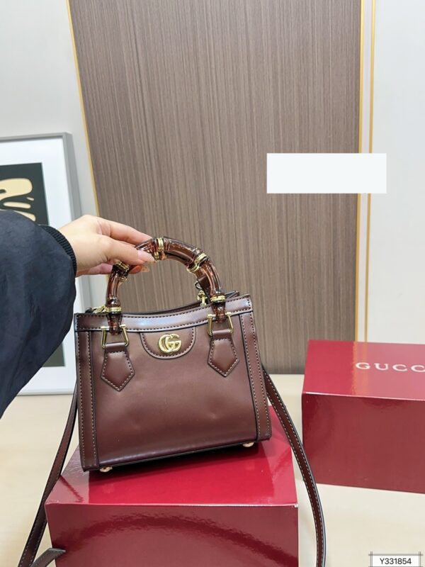 Modern Style Trendy GG Handbag GG26131