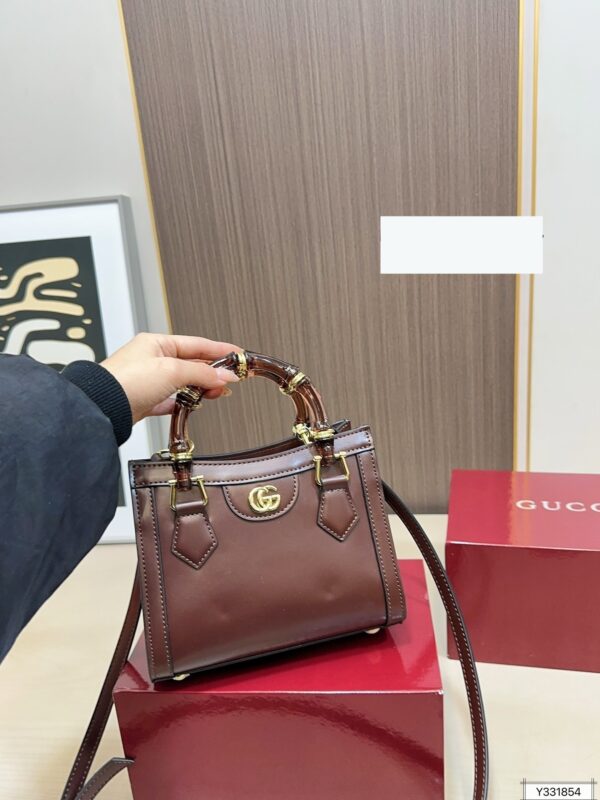 Modern Style Trendy GG Handbag GG26131