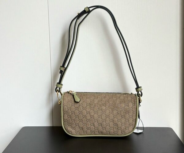 Iconic GG Handbag 860784