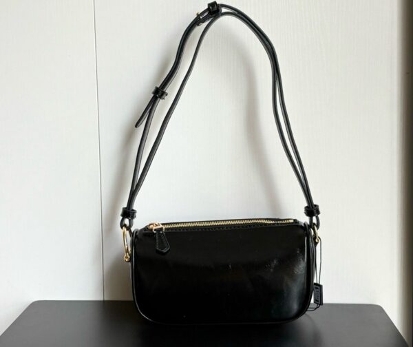 Iconic GG Handbag 860784