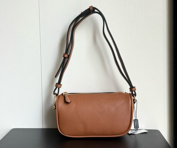 Iconic GG Handbag 860784