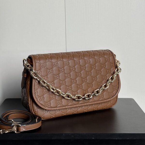 Iconic GG Handbag 848882