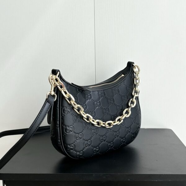 Iconic GG Handbag 815409