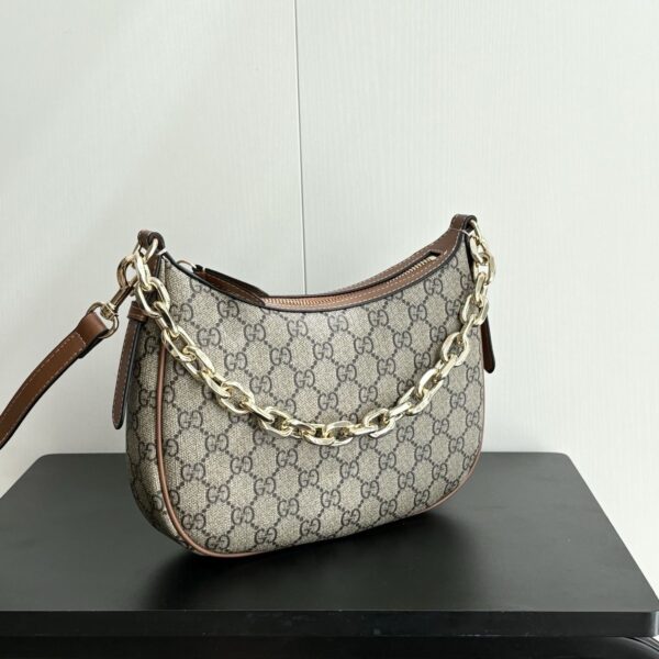 Iconic GG Handbag 815409