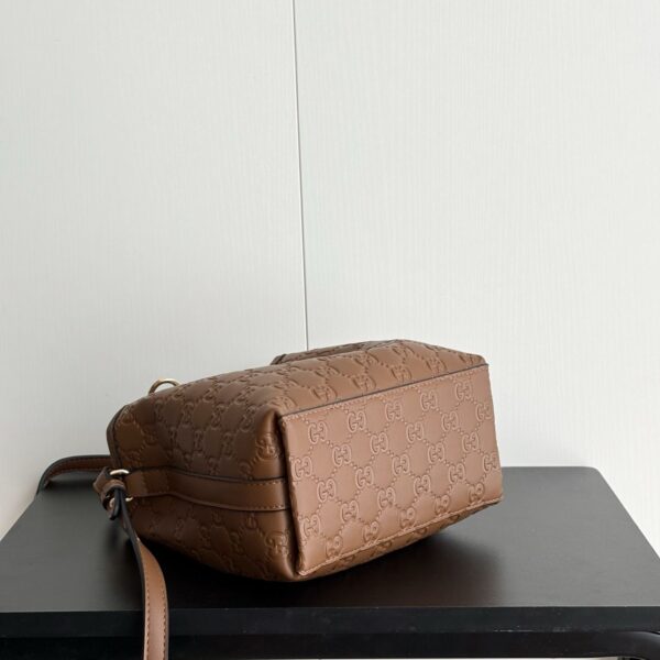 Iconic GG Handbag 815118