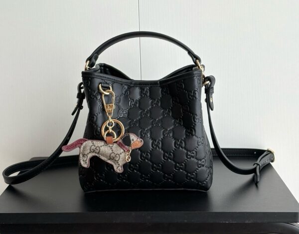 Iconic GG Handbag 815118