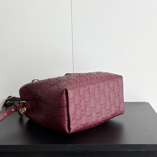 Iconic GG Handbag 815118