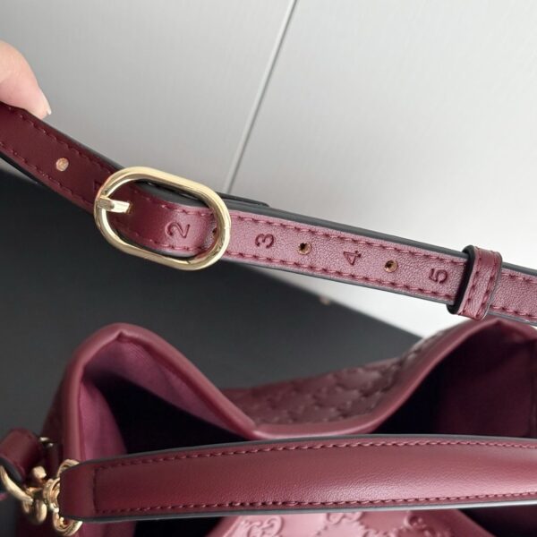 Iconic GG Handbag 815118