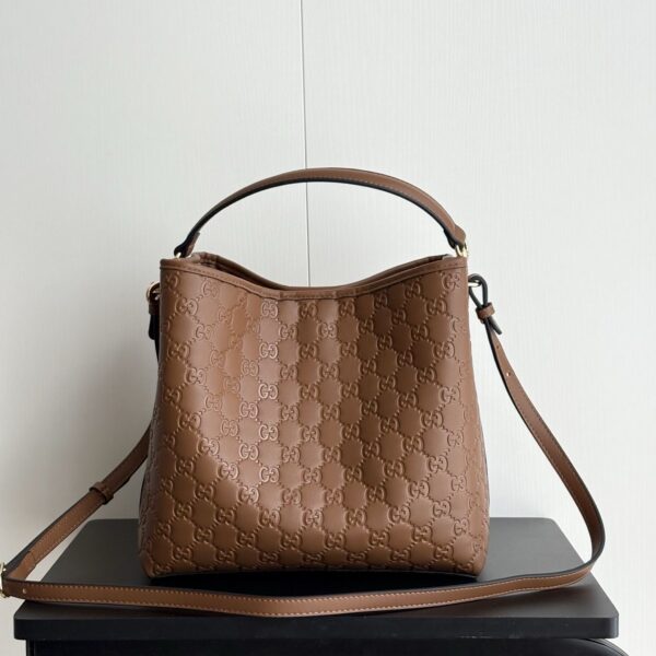 Iconic GG Handbag 815103