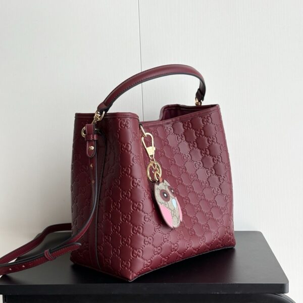 Iconic GG Handbag 815103