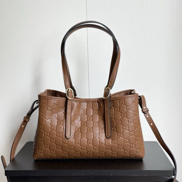 Iconic GG Handbag 815214