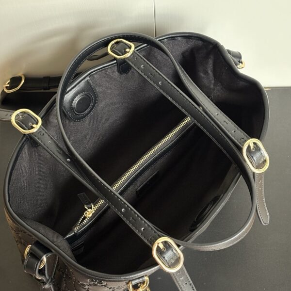 Iconic GG Handbag 815214