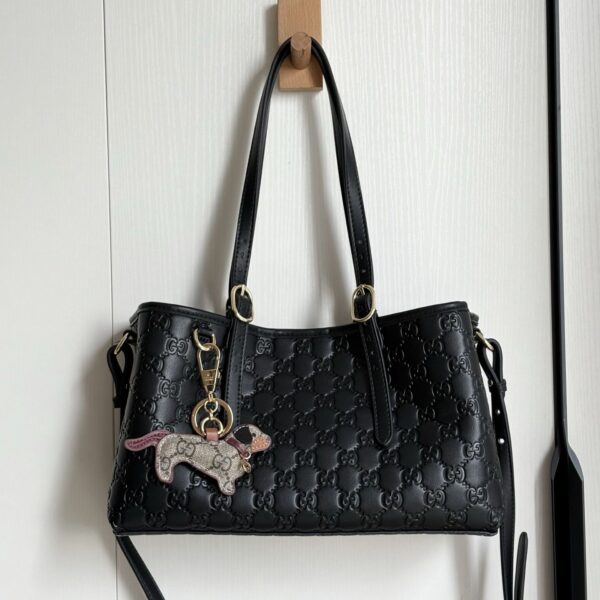 Iconic GG Handbag 815214