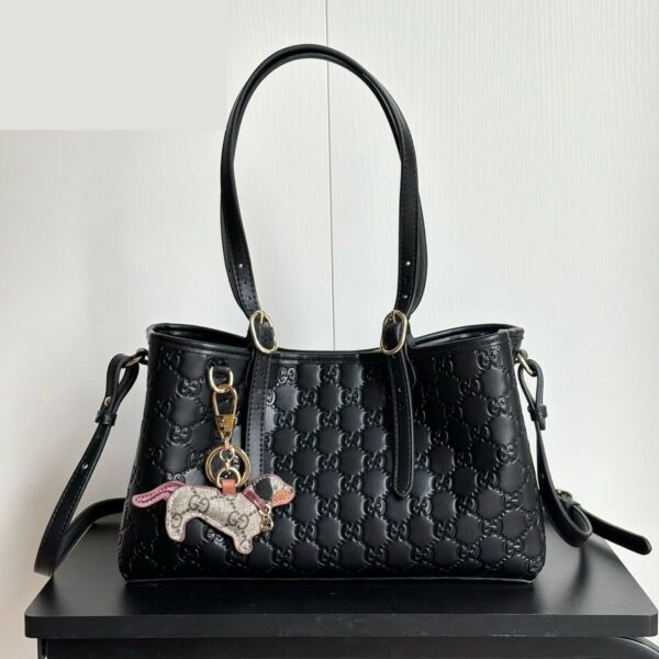 Iconic GG Handbag 815214