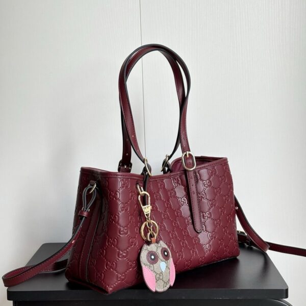 Iconic GG Handbag 815214