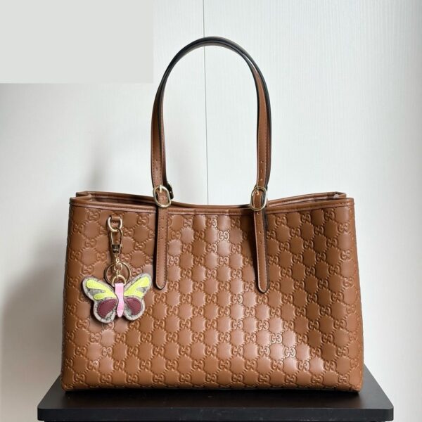 Iconic GG Handbag 815213