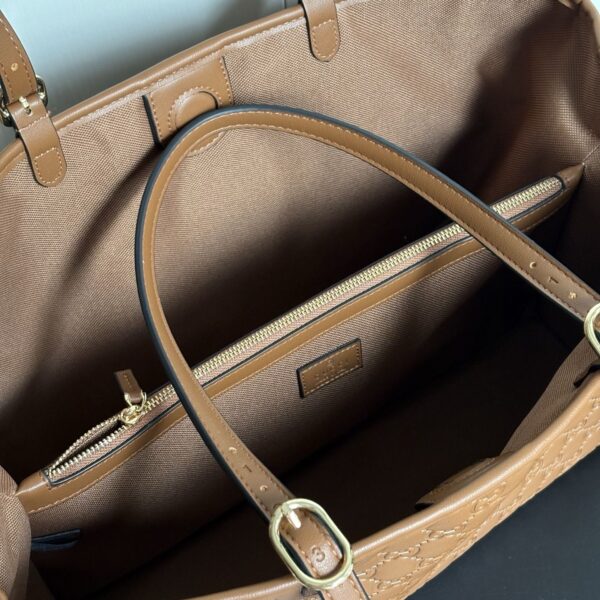 Iconic GG Handbag 815213