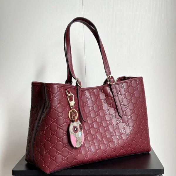 Iconic GG Handbag 815213