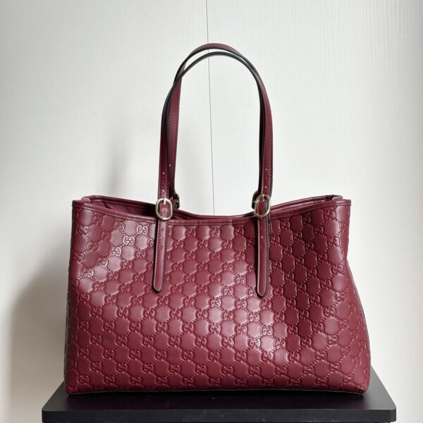 Iconic GG Handbag 815213