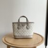 Iconic GG Handbag 811716