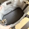 Iconic GG Handbag 811716