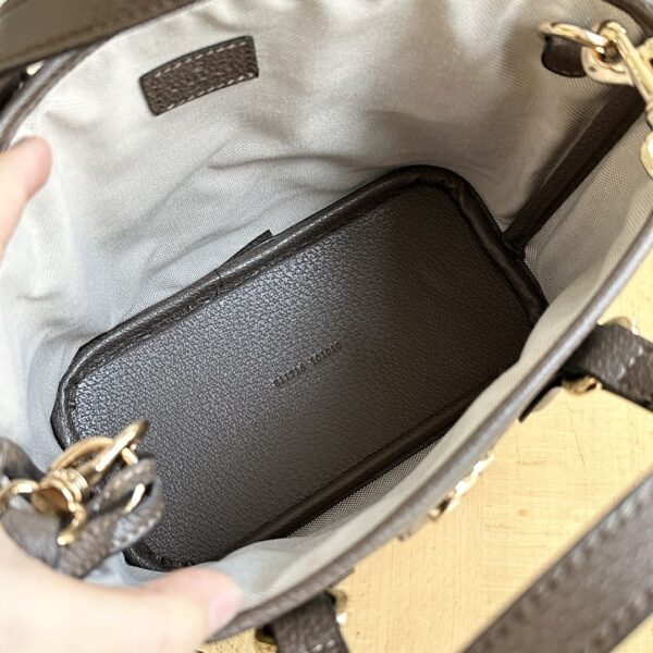 Iconic GG Handbag 811716